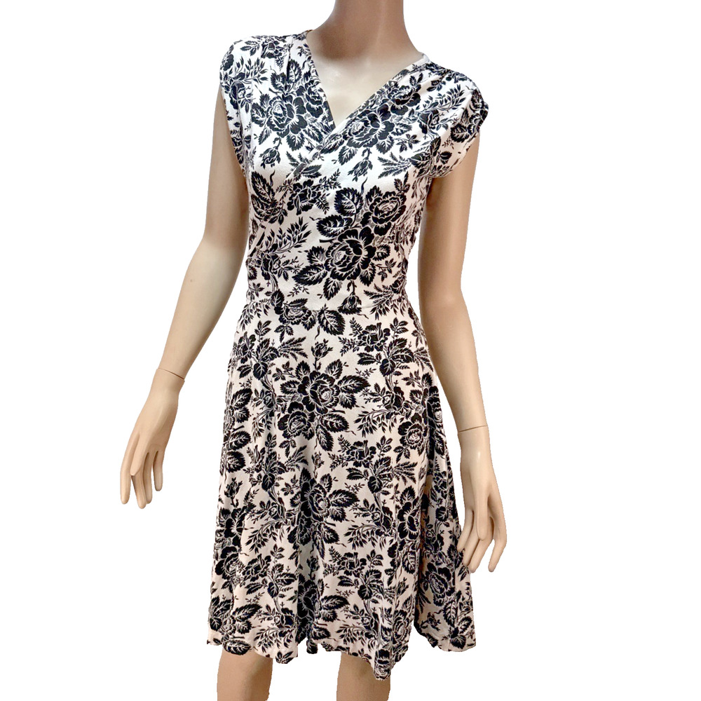 Effie's Heart Black Ivory Retro Rose Floral Wrap Dress Size S Cotton Knit Jersey